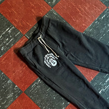 Load image into Gallery viewer, Rear Logo Sweatpants
